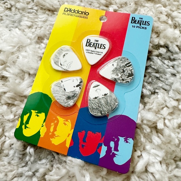 NEW The Beatles Sketch Drawings Guitar Picks - Picture 2 of 4